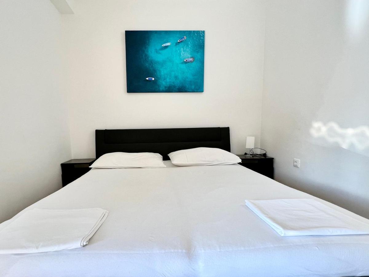 B88 Apartments - Vila Palma Sveti Filip i Jakov Bagian luar foto